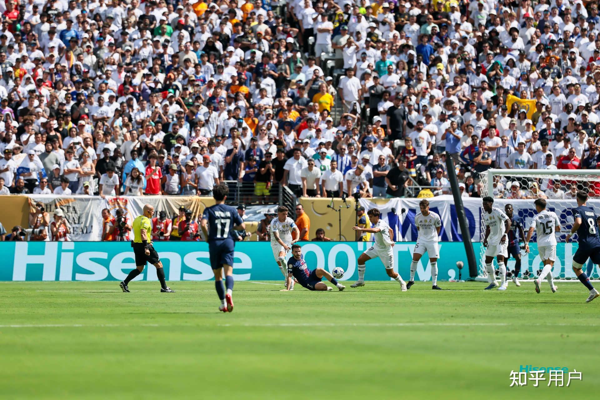 九游体育-包含阿扎伦卡在巴黎圣日耳曼比赛中反败为胜，比赛规则变更引发热议！的词条