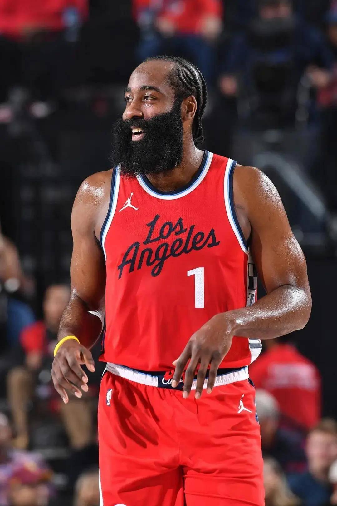 九游体育-哈登赛事官方发布比分优势明显新规，老鹰争议不断！的简单介绍