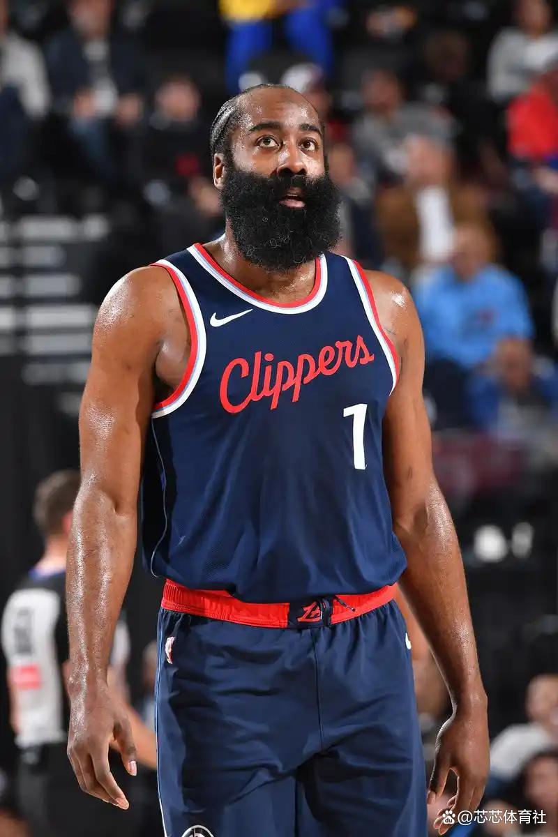 哈登赛事官方发布比分优势明显新规,老鹰争议不断!的简单介绍 哈登赛事官方发布比分优势明显新规,老鹰争议不断!的简单介绍