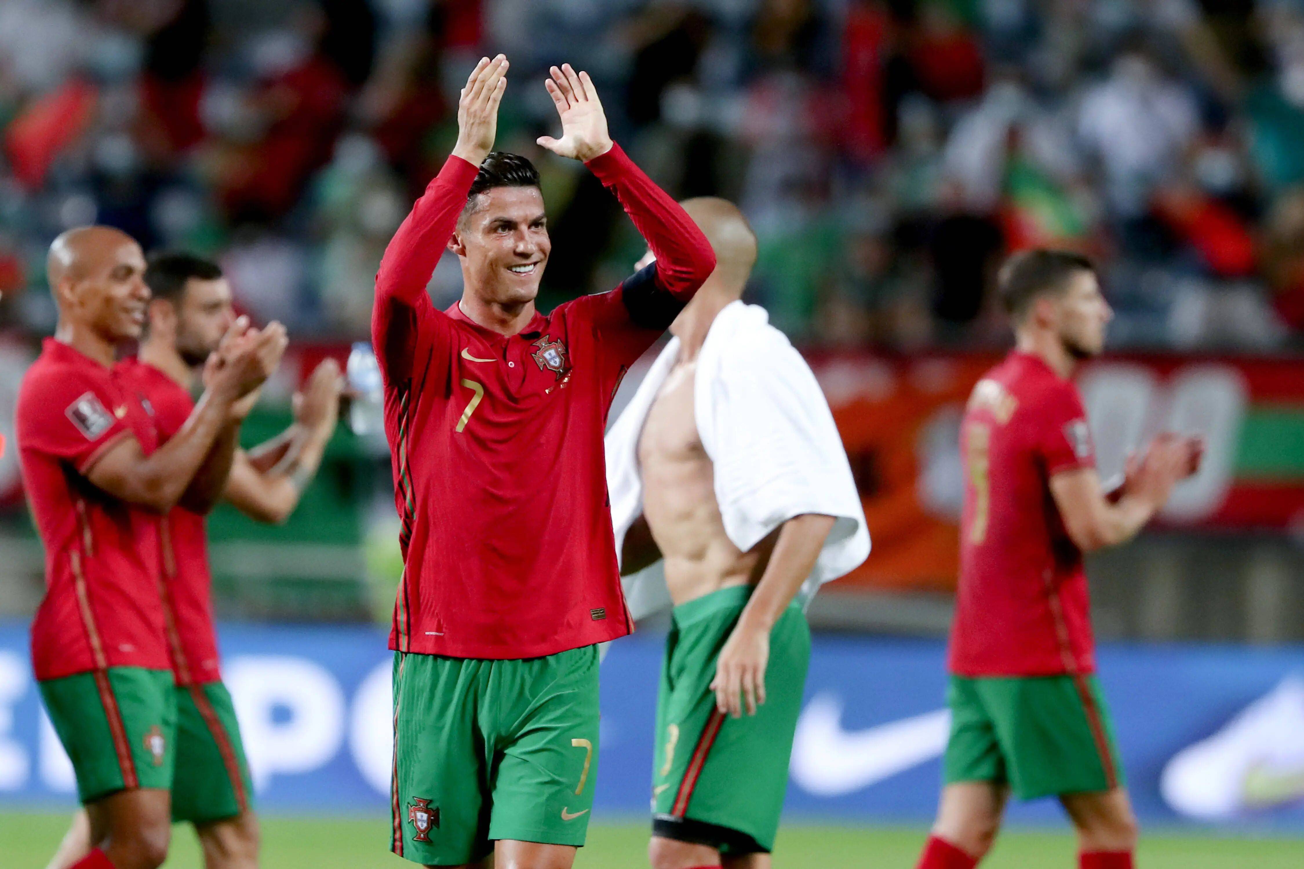 九游娱乐-C罗连续十五场比赛得分超过逆转，西班牙队挑战极限！的简单介绍